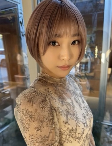 ミニボブ／ラベンダーピンク／シースルーバング／20代